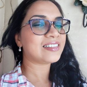 Meet your Posher, Sonia